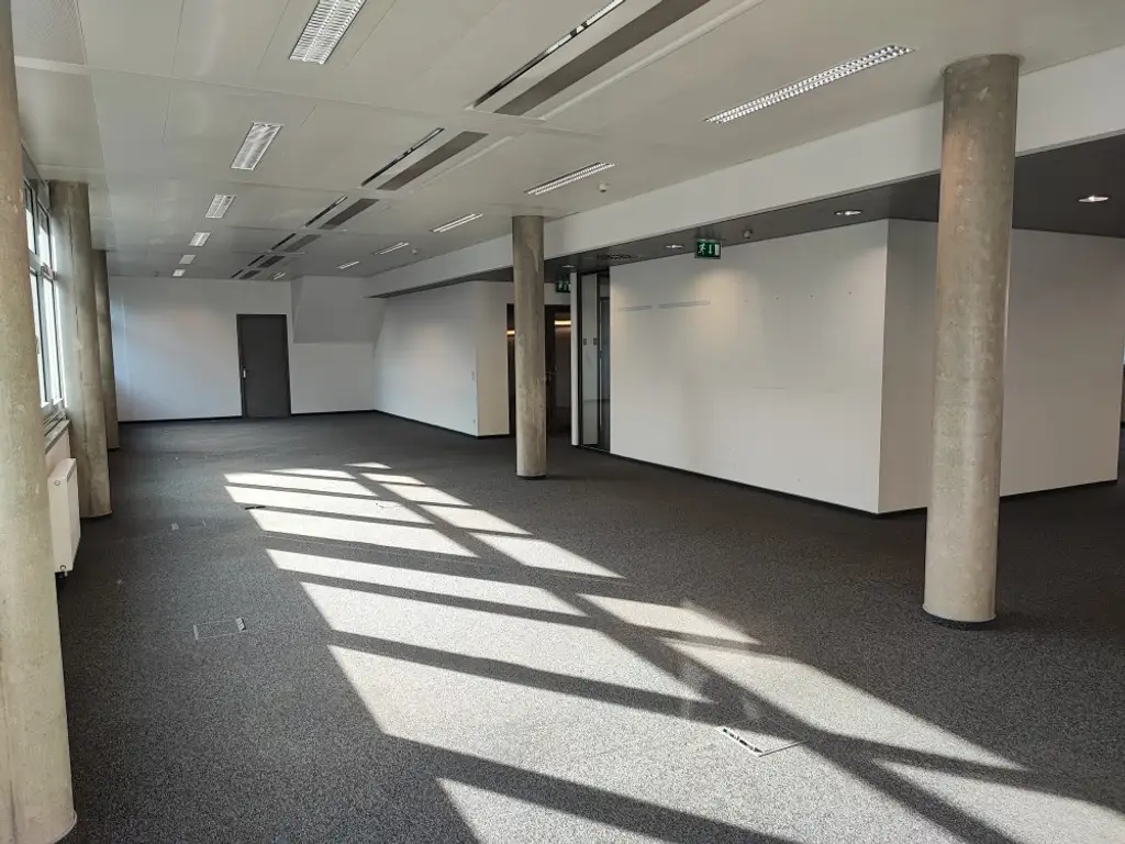 Hervoragend aufgeteiltes Büro in Infrastrukturreicher Lage | LANDMARX