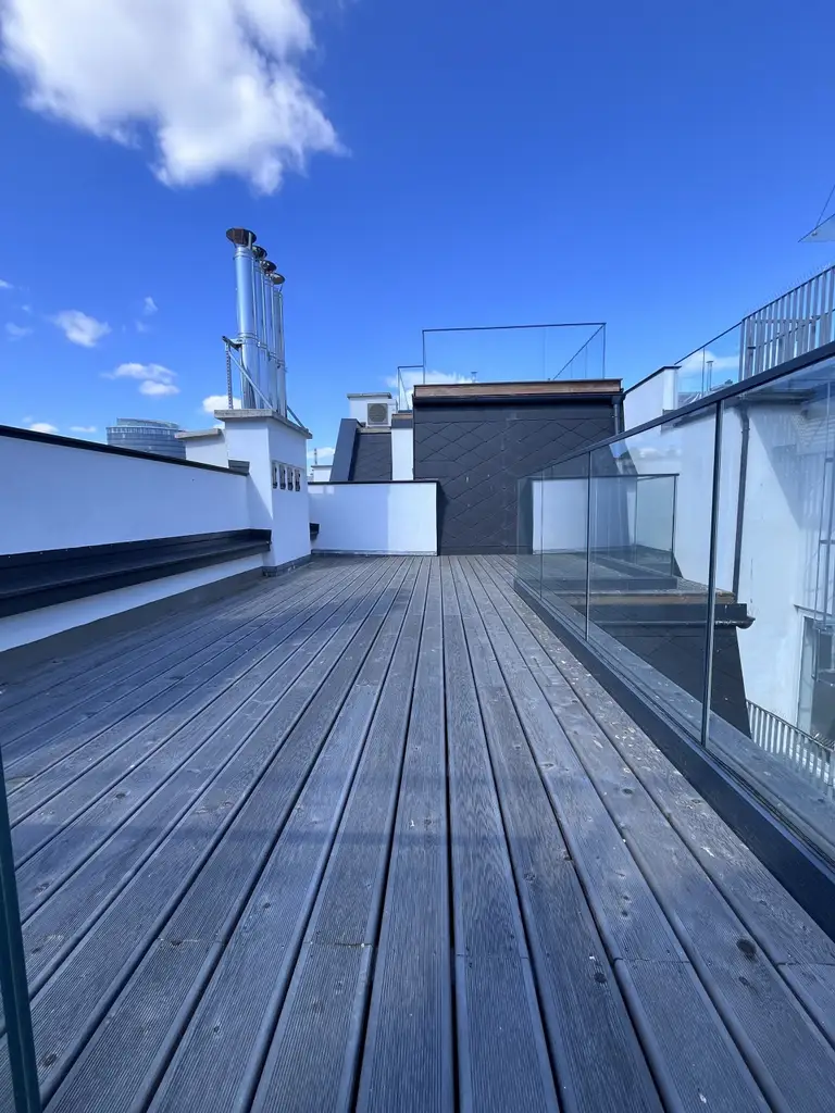 Wohnen über den Dächern – Modernes Design trifft Altbau-Charme am Czerninplatz | Erstbezug