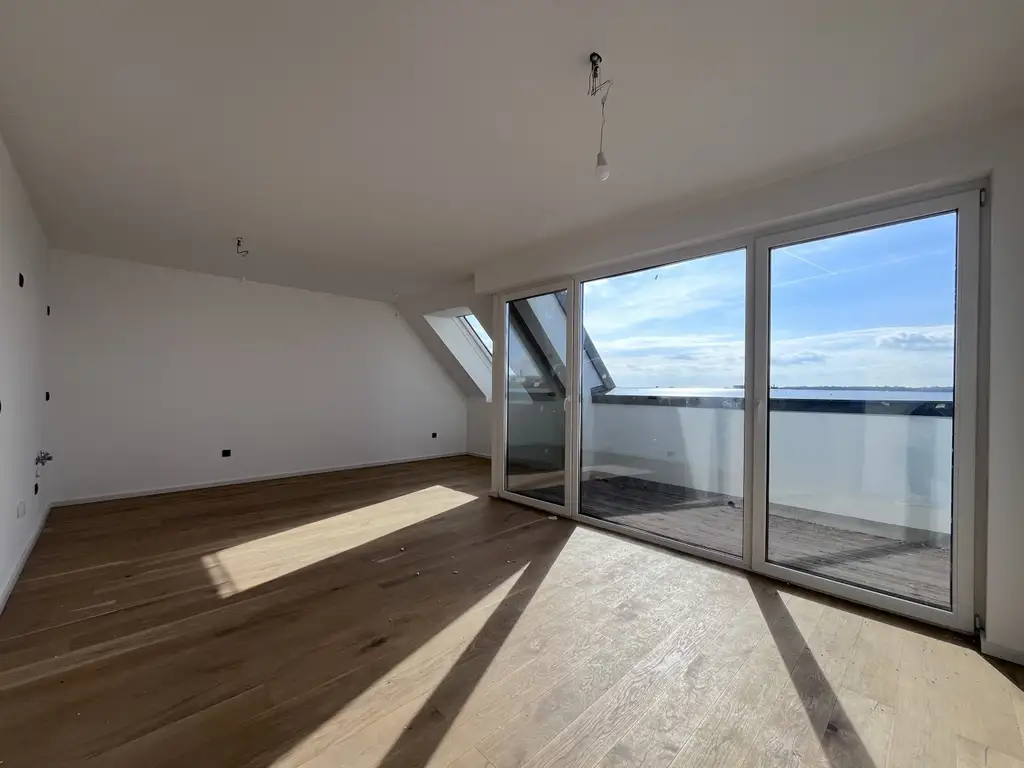 Wohnen mit Stil & Blick auf die Gloriette | Erstbezug im Dachgeschoss und Terrasse | klimatisiert