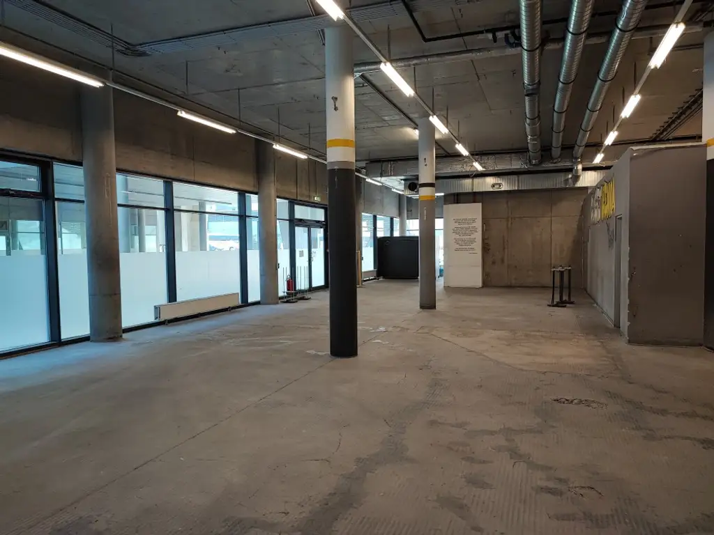 Attraktive Retail-Fläche in Infrastrukturreicher Lage | LANDMARX - T-Center
