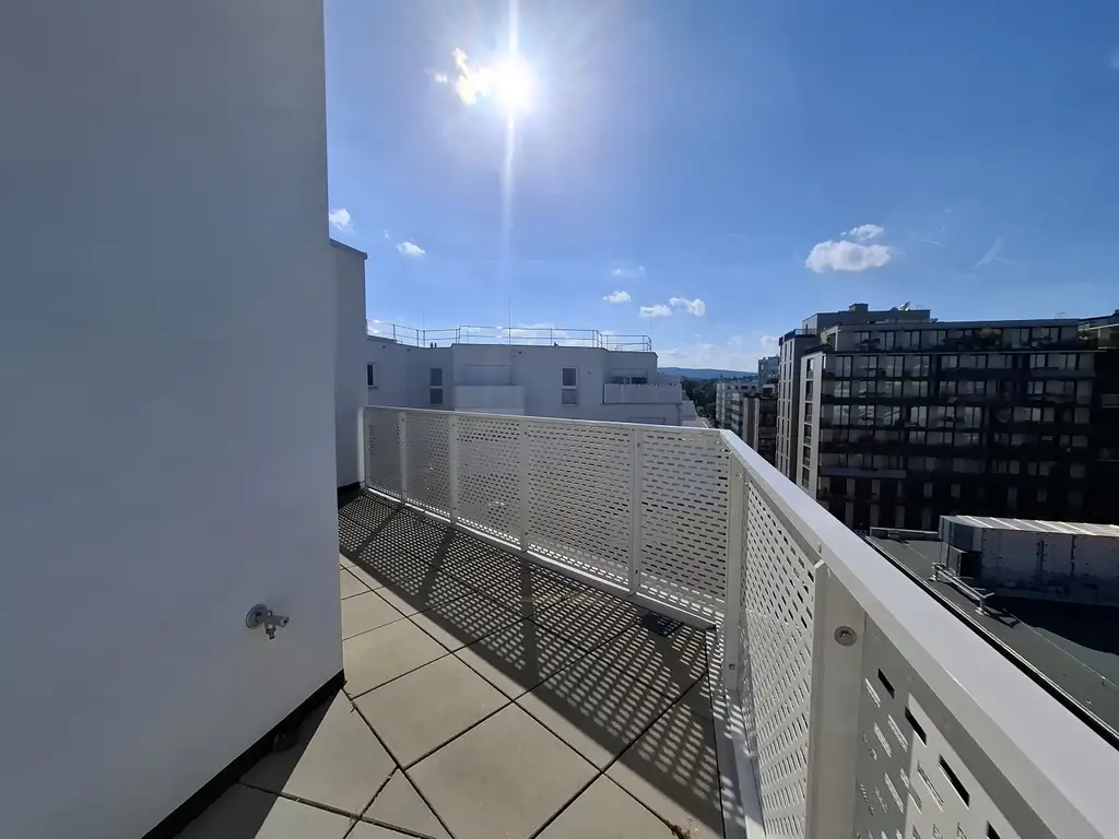 Helle und gemütliche 3-Zimmer-Wohnung mit großzügiger Außenfläche