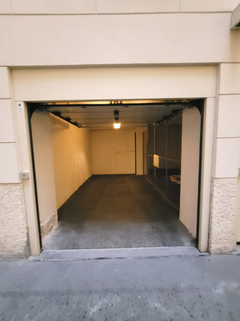 GARAGENBOX in der Innenstadt